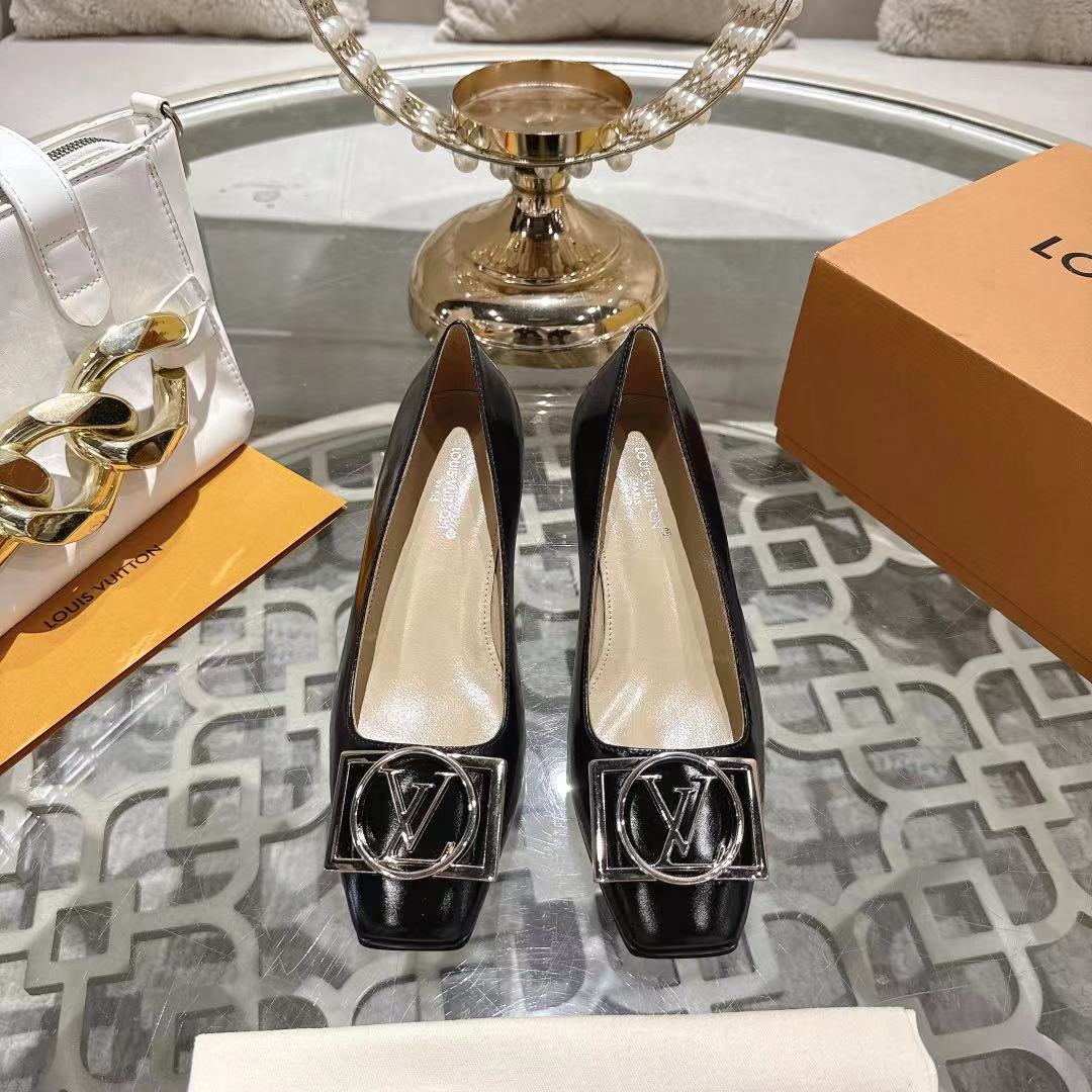 Women's high heels